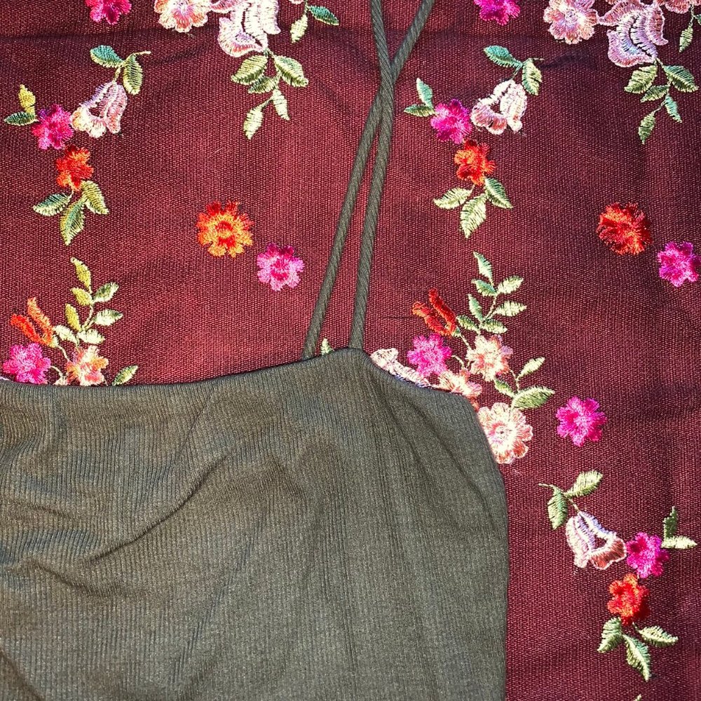 CROP TANK TOP